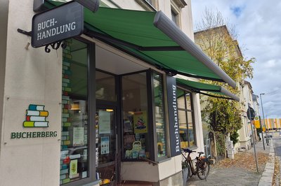 2_BBS-BuchhandlungBücherberg_Außenansicht